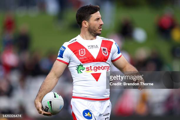 Ben Hunt of the Dragons warms up prior to the round 25 NRL match between the St George Illawarra Dragons and the Brisbane Broncos at Netstrata...