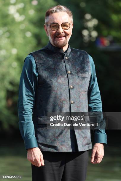 Kabir Bedi arrives at the Hotel Excelsior during the 79th Venice International Film Festival on September 03, 2022 in Venice, Italy.