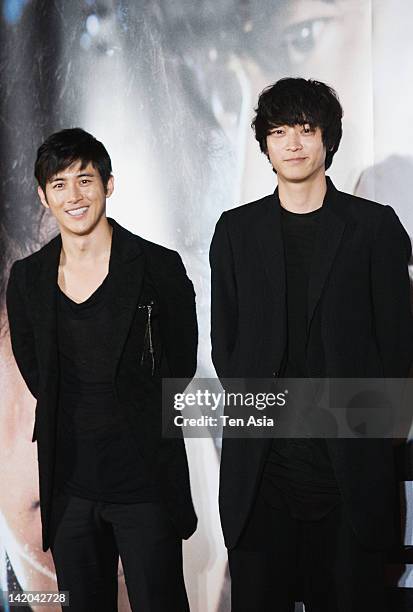 Ko Soo and Gang Dong-Won attend the "Cho Neung Ryeok Ja" Press Conference at Megabox on October 18, 2010 in Seoul, South Korea.