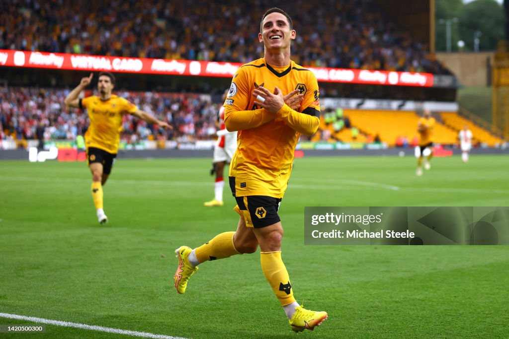 Wolverhampton Wanderers v Southampton FC - Premier League