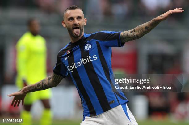 Marcelo Brozovic of FC Internazionale celebrates after scoring the opening goal during the Serie A match between AC Milan and FC Internazionale at...