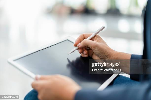 Light Pen Using Computer 11,634 Light Pen Stock Photos, High-Res Pictures, and Images - Getty Images