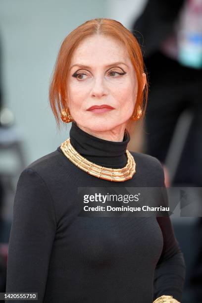 Isabelle Huppert attends the "Argentina, 1985" red carpet at the 79th Venice International Film Festival on September 03, 2022 in Venice, Italy.
