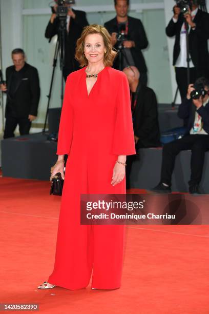 Sigourney Weaver attends the "Master Gardner" red carpet at the 79th Venice International Film Festival on September 03, 2022 in Venice, Italy.