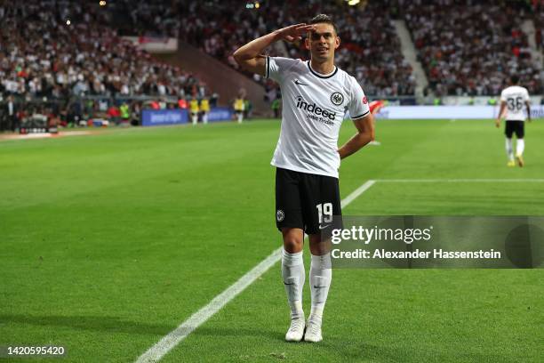 Rafael Santos Borre Maury of Frankfurt celebrates scoring the 4th team goal during the Bundesliga match between Eintracht Frankfurt and RB Leipzig at...
