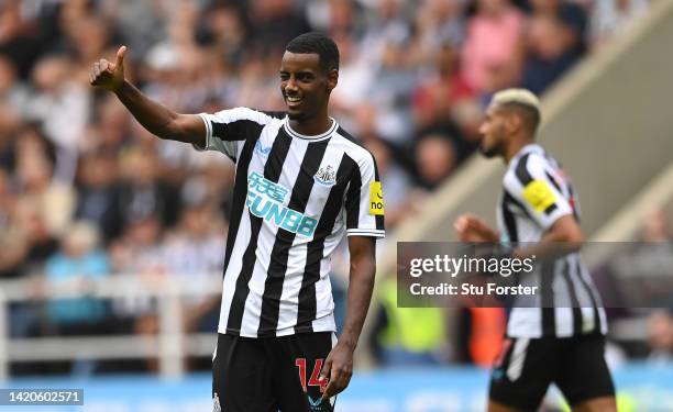 Newcastle United player Alexander Isak winks his eye and gives the thumb up during the Premier League match between Newcastle United and Crystal...