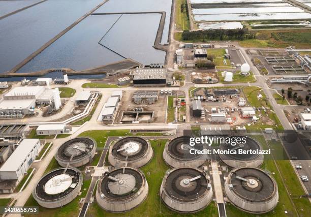 water treatment plant - melbourne aerial view stockfoto's en -beelden