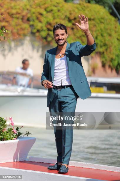 Mariano Di Vaio arrives at the Hotel Excelsior during the 79th Venice International Film Festival on September 04, 2022 in Venice, Italy.