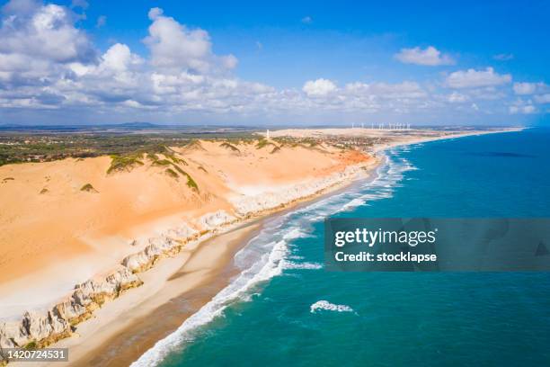 morro branco beach, ceará, brazil - fortaleza stad fortaleza stockfoto's en -beelden