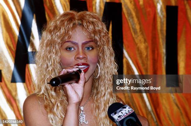 Litte Kim Rapper Lil Kim Photos Photos and Premium High Res Pictures - Getty Images