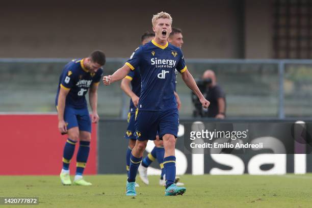 Josh Doig of Hellas Verona celebrates after scoring their team's second goal during the Serie A match between Hellas Verona and UC Sampdoria at...