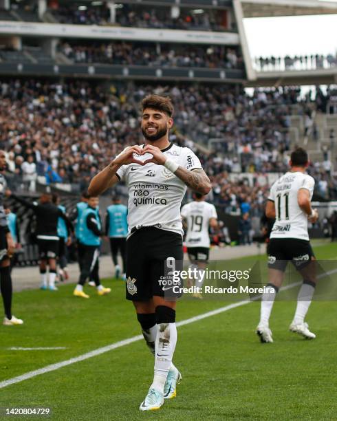 Yuri Alberto of Corinthians celebrates after scoring the second goal of his team during the match between Corinthians and Internacional as part of...