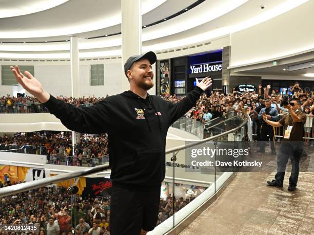 Global YouTube star MrBeast poses with fans at the launch of the first physical MrBeast Burger Restaurant at American Dream on September 4, 2022 in...