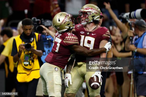 Wyatt Rector of the Florida State Seminoles reacts after recovering a fumble against the LSU Tigers at Caesars Superdome on September 04, 2022 in New...