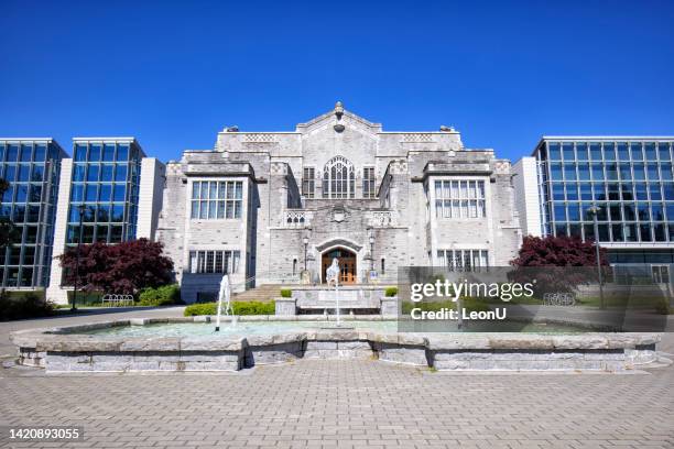 irving k barber learning centre at the university of british columbia campus, vancouver, canada - university of british columbia library stock pictures, royalty-free photos & images