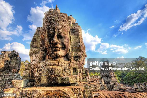 angkor thom, bayon temple, siem reap, cambodia - angkor thom fotografías e imágenes de stock