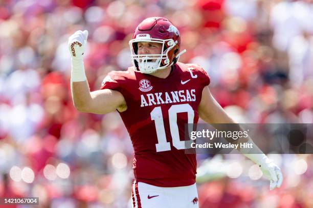 Razorbacks Pool Arkansas Razorbacks Game Photos and Premium High Res Pictures - Getty ...
