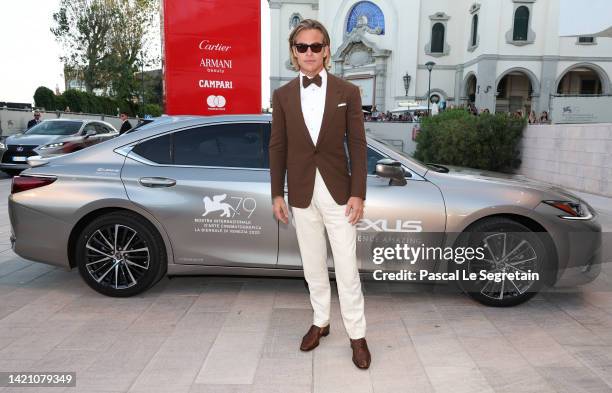 Chris Pine arrives for the "Don't Worry Darling " red carpet during the 79th Venice Film Festival on September 05, 2022 in Venice, Italy.