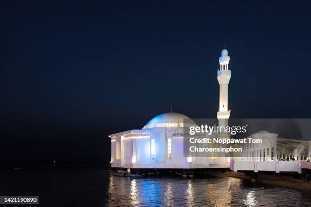 al-rahma mosque (fatima al-zahra mosque) at night, jeddah, kingdom of saudi arabia, middle east - asia - jeddah stock pictures, royalty-free photos & images