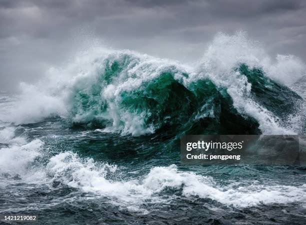 raging sea - hurricaine stock pictures, royalty-free photos & images