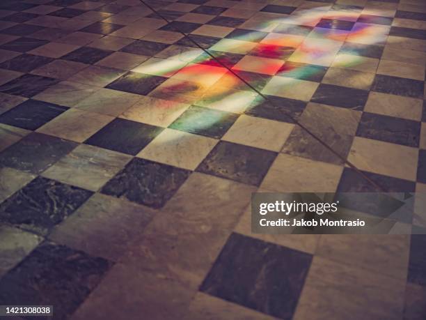 the cathedral of saint mary of the flower in florence, tuscany, italy - duomo di firenze imagens e fotografias de stock