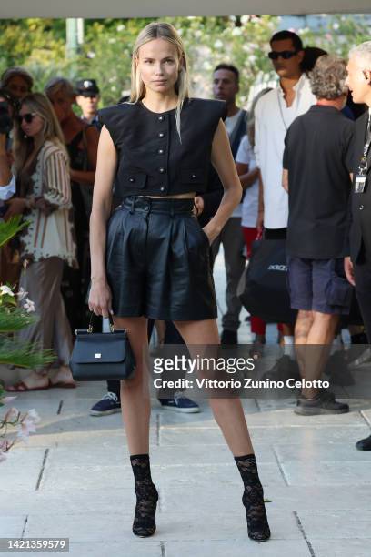 Natasha Poly arrives at the Hotel Excelsior during the 79th Venice International Film Festival on September 06, 2022 in Venice, Italy.