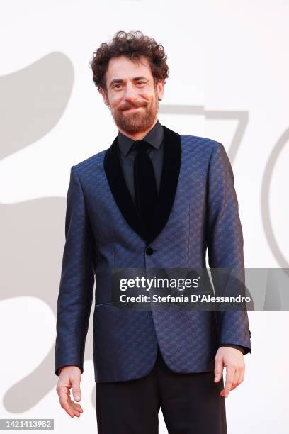 Elio Germano attends the "Il Signore Delle Formiche" red carpet at the 79th Venice International Film Festival on September 06, 2022 in Venice, Italy.