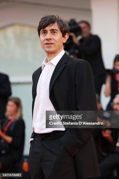 Luigi Lo Cascio attends the "Il Signore Delle Formiche" red carpet at the 79th Venice International Film Festival on September 06, 2022 in Venice,...