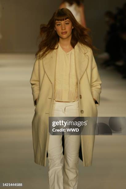 Model walks down the runway at the Fall 2004 Isabelle Marant show in Paris.