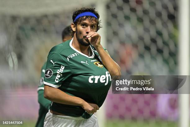 Gustavo Scarpa of Palmeiras celebrates after scoring the opening goal during a Copa CONMEBOL Libertadores 2022 second-leg semifinal match between...