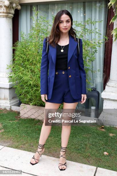 Ana de Armas arrives at the Hotel Excelsior during the 79th Venice International Film Festival on September 07, 2022 in Venice, Italy.