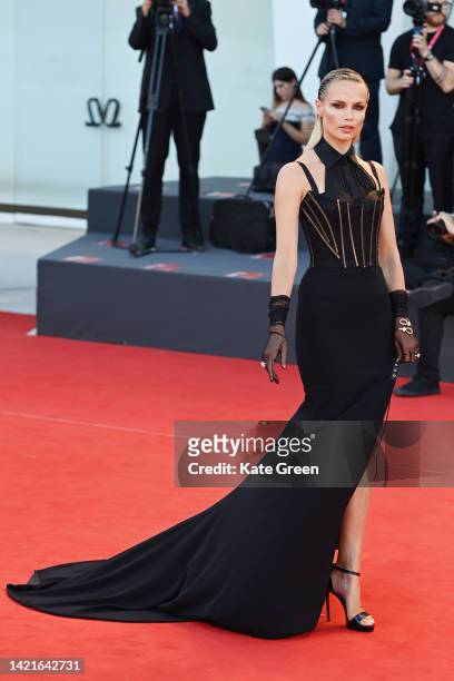 Natasha Poly attends "The Son" red carpet at the 79th Venice International Film Festival on September 07, 2022 in Venice, Italy.