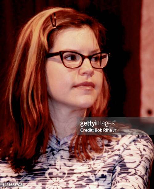 Lisa Loeb at the Lilith Fair 98 Press Conference, April 16, 1998 in Los Angeles, California.