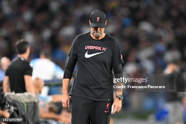 Jurgen Klopp, Manager of Liverpool looks dejected during the UEFA Champions League group A match between SSC Napoli and Liverpool FC at Stadio Diego...