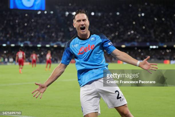 Piotr Zielinski of SSC Napoli celebrates after scoring their team's fourth goal during the UEFA Champions League group A match between SSC Napoli and...