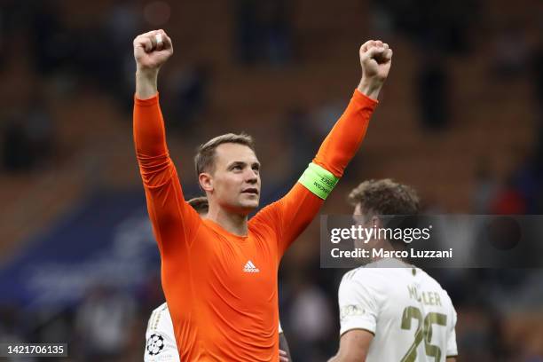 Manuel Neuer of Bayern Munich applauds the fans following their side's victory in the UEFA Champions League group C match between FC Internazionale...