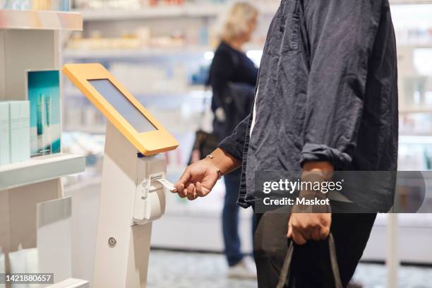 Taking Tickets 1,375 Take A Ticket Stock Photos, High-Res Pictures, and Images - Getty ...
