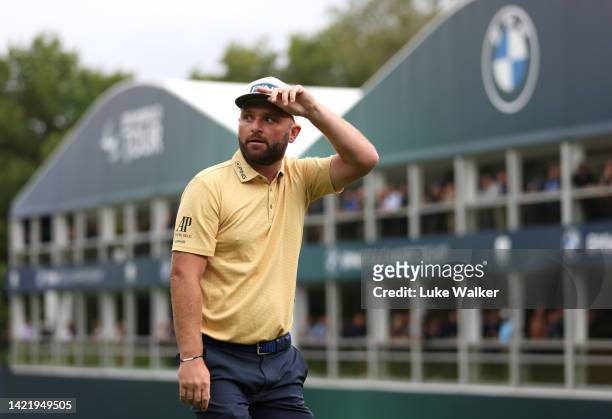 Andy Sullivan of England walks off the 8th green during Day One of the BMW PGA Championship at Wentworth Golf Club on September 08, 2022 in Virginia...