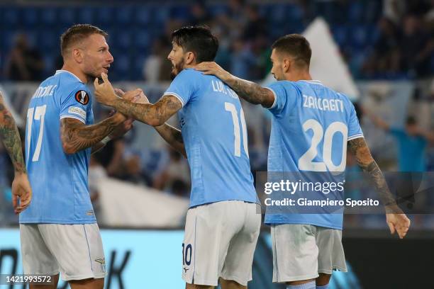 Luis Alberto of SS Lazio celebrates with his teammates after scoring a goal during the UEFA Europa League group F match between SS Lazio and...