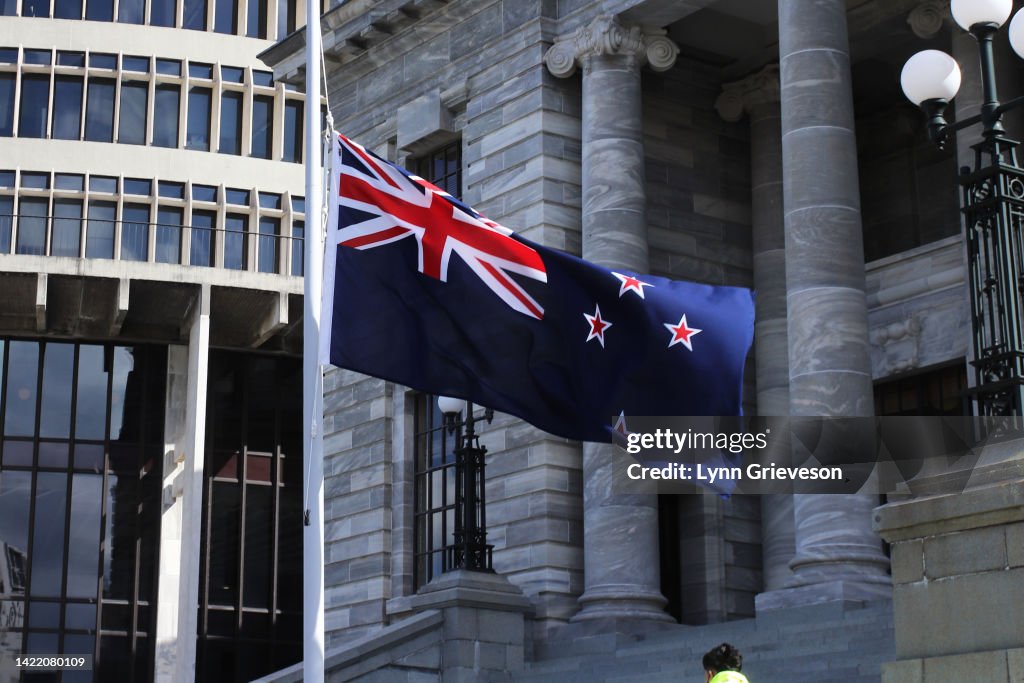 New Zealand Reacts To The Passing Of Queen Elizabeth II