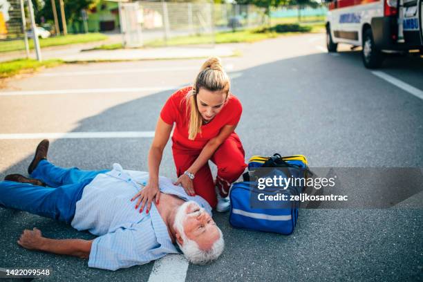 First Aid Rn 6,011 First Aid Nurse Stock Photos, High-Res Pictures, and Images ...