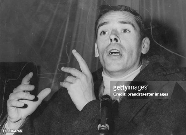 The Belgian chansonnier and actor Jacques Brel. 13 October 1964.