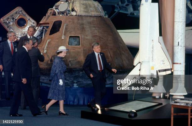 Elizabeth Apollo Model 965 Space Shuttle Model Stock Photos, High-Res Pictures, and Images ...