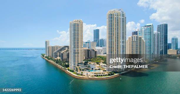 high rises on brickell key, miami florida - miami stockfoto's en -beelden