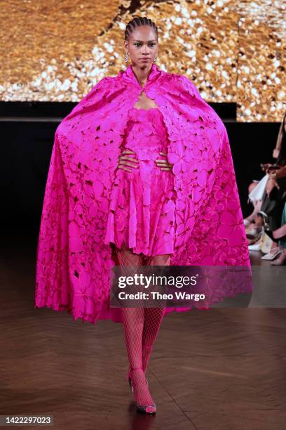 Model walks the runway at the Naeem Khan fashion show during September 2022 New York Fashion Week: The Shows at Sony Hall on September 09, 2022 in...