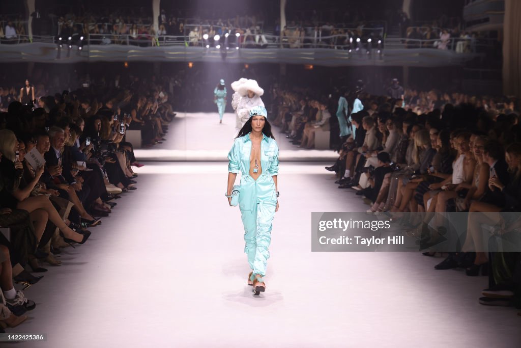 Fendi - Runway - September 2022 New York Fashion Week: The Shows