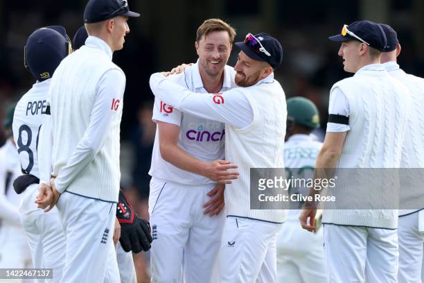 Ollie Robinson of England celebrates the wicket of Keegan Petersen of South Africa during Day Three of the Third LV= Insurance Test Match between...
