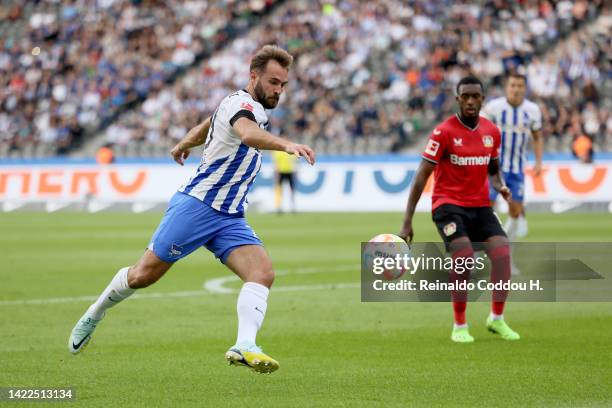 Lucas Tousart of Hertha BSC shoots during the Bundesliga match between Hertha BSC and Bayer 04 Leverkusen at Olympiastadion on September 10, 2022 in...