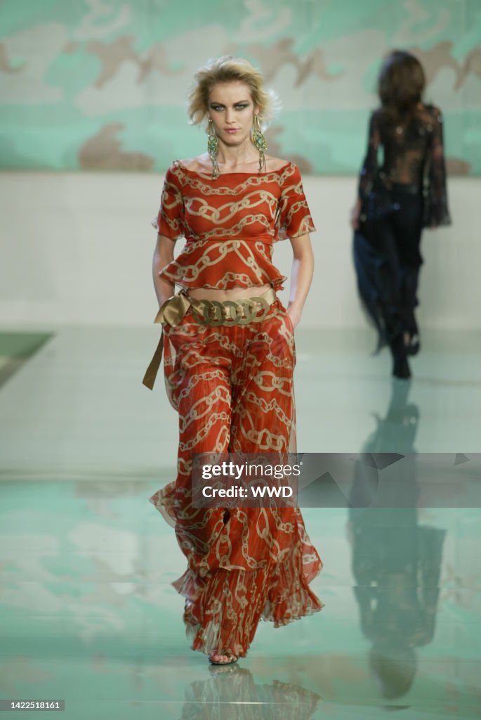 Models 2003 A model on the runway at the Valentino Spring 2003 show in Paris. News ...