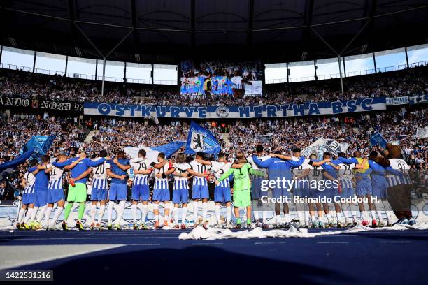 Hertha BSC players acknowledge the fans following the Bundesliga match between Hertha BSC and Bayer 04 Leverkusen at Olympiastadion on September 10,...